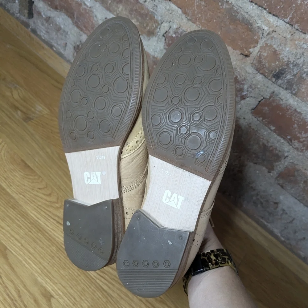 Cat Caterpillar Size 9 Tan‎ Leather Reegan Wingtip Oxford Shoes